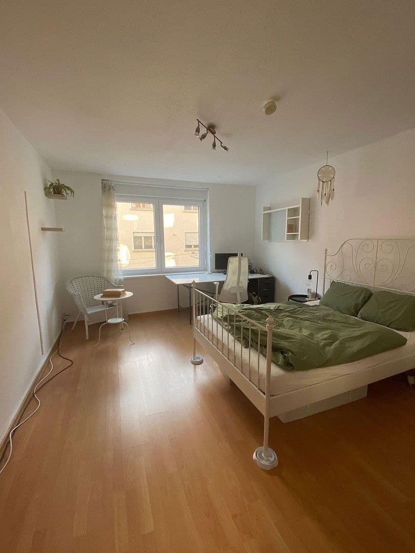 Pronájem bytu 2+1 65 m², Viktoria Str. 12, Karlsruhe, Bádensko-Württembersko Pronájem bytu 2+1 65 m², Viktoria Str. 12, Karlsruhe, Bádensko-Württembersko