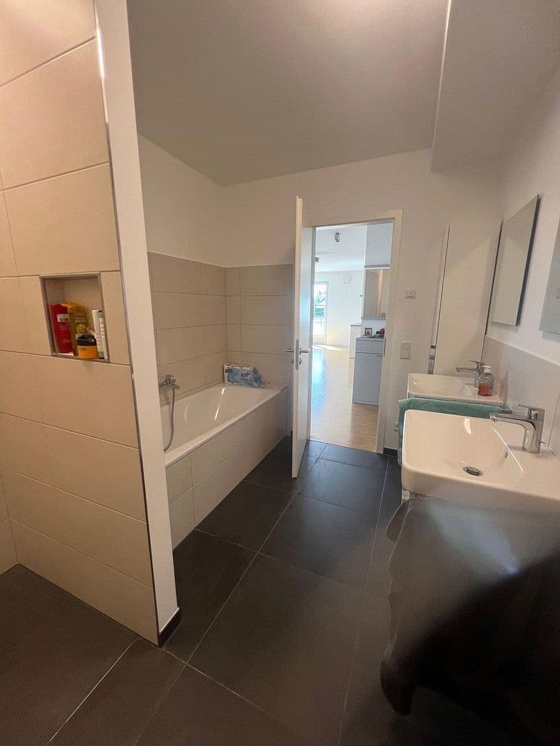 Pronájem bytu 2+kk 80 m², Frankfurt am Main, Hessen Pronájem bytu 2+kk 80 m², Frankfurt am Main, Hessen