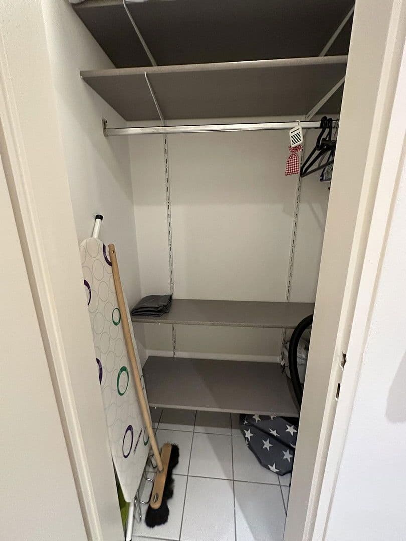 Pronájem bytu 1+1 26 m², Leonhard-Frank-Straße 7, München, Bavorsko Pronájem bytu 1+1 26 m², Leonhard-Frank-Straße 7, München, Bavorsko