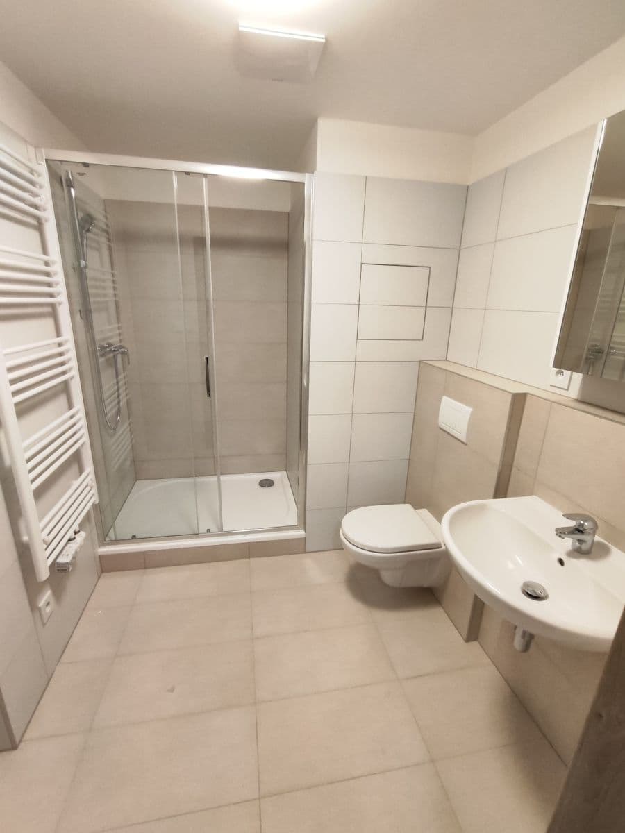 Pronájem bytu 2+kk 42 m², Fabiánové, Praha, Praha Pronájem bytu 2+kk 42 m², Fabiánové, Praha, Praha