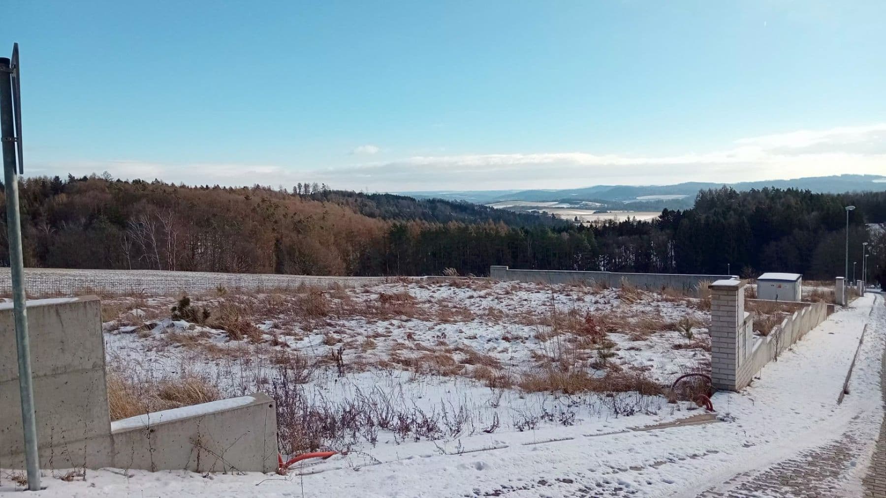 Prodej pozemku 1.255 m², Kolmá, Ondřejov, Středočeský kraj Prodej pozemku 1.255 m², Kolmá, Ondřejov, Středočeský kraj