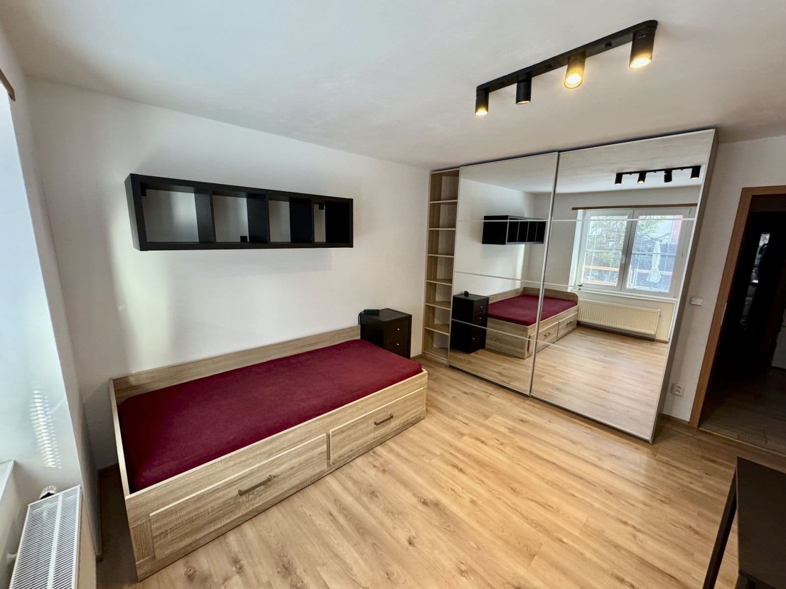 Pronájem bytu 1+kk 30 m², Hajní, Praha, Praha Pronájem bytu 1+kk 30 m², Hajní, Praha, Praha
