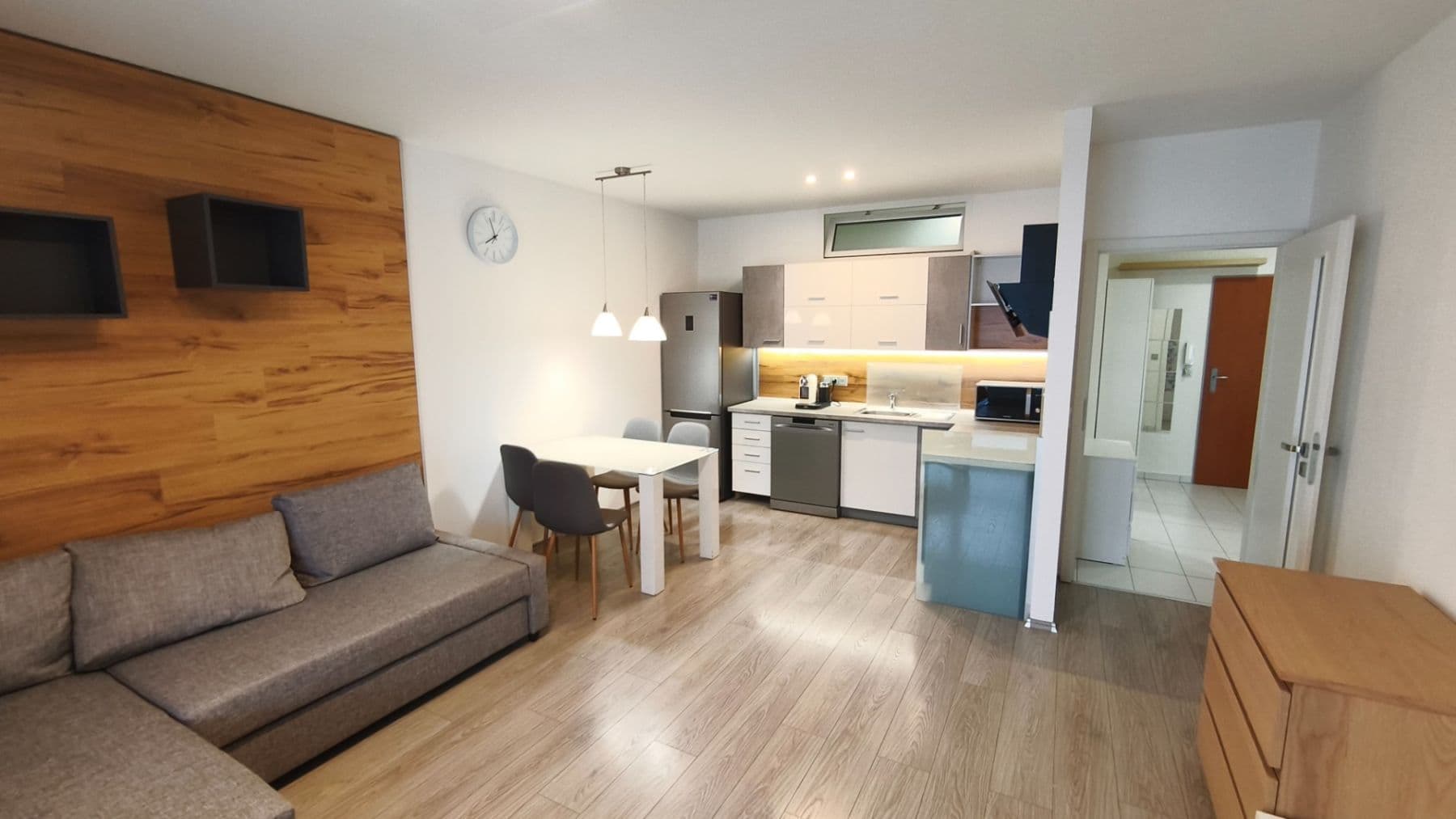 Pronájem bytu 3+kk 57 m², Na Okraji, Hořovice, Středočeský kraj Pronájem bytu 3+kk 57 m², Na Okraji, Hořovice, Středočeský kraj