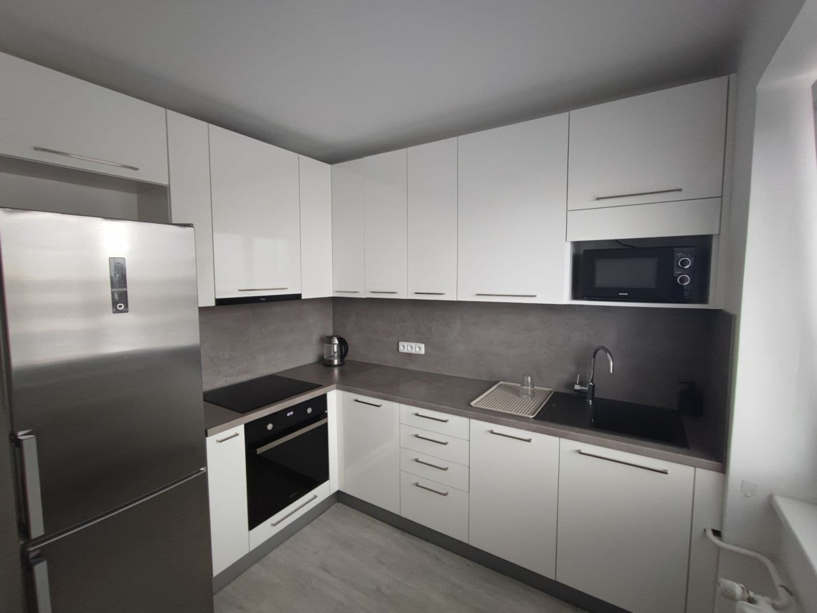 Pronájem bytu 2+1 62 m², Chlumčanského, Praha, Praha Pronájem bytu 2+1 62 m², Chlumčanského, Praha, Praha