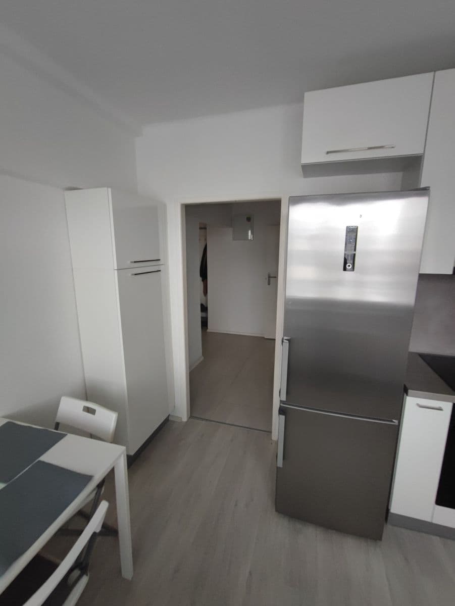 Pronájem bytu 2+1 62 m², Chlumčanského, Praha, Praha Pronájem bytu 2+1 62 m², Chlumčanského, Praha, Praha