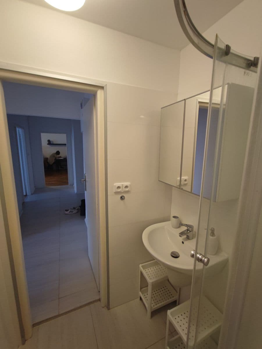 Pronájem bytu 2+1 62 m², Chlumčanského, Praha, Praha Pronájem bytu 2+1 62 m², Chlumčanského, Praha, Praha