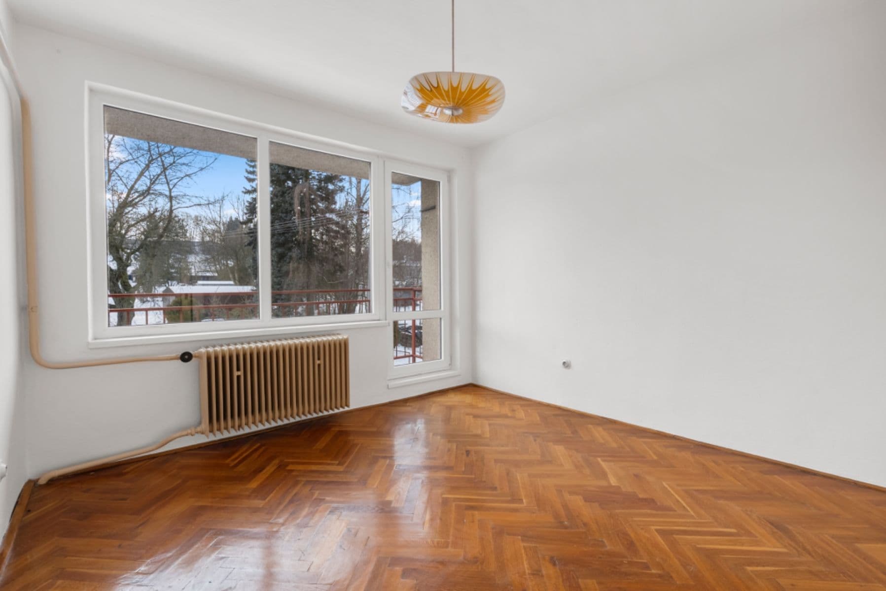 Prodej bytu 3+1 75 m², Jedlová, Pardubický kraj Prodej bytu 3+1 75 m², Jedlová, Pardubický kraj