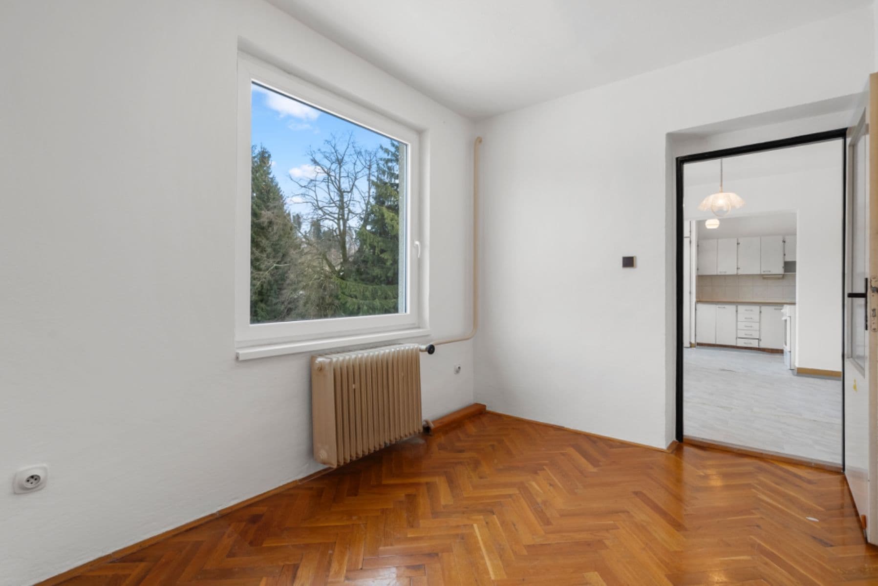 Prodej bytu 3+1 75 m², Jedlová, Pardubický kraj Prodej bytu 3+1 75 m², Jedlová, Pardubický kraj