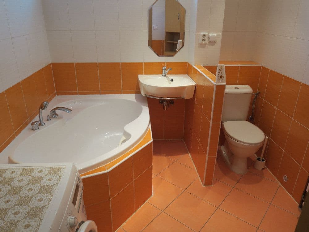 Pronájem bytu 1+1 44 m², Helsinská, Kladno, Středočeský kraj Pronájem bytu 1+1 44 m², Helsinská, Kladno, Středočeský kraj