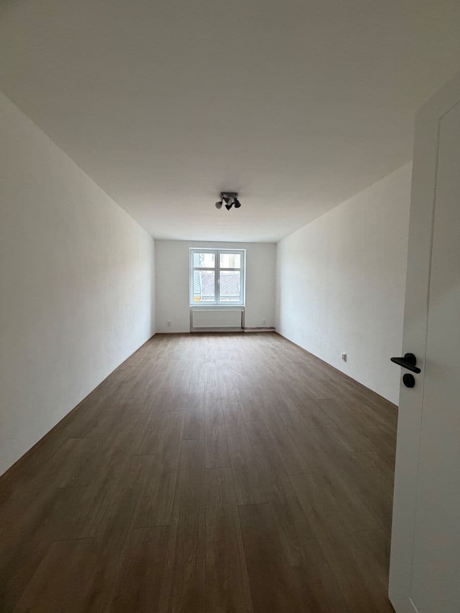 Pronájem bytu 3+1 104 m², Masarykova třída, Teplice, Ústecký kraj Pronájem bytu 3+1 104 m², Masarykova třída, Teplice, Ústecký kraj