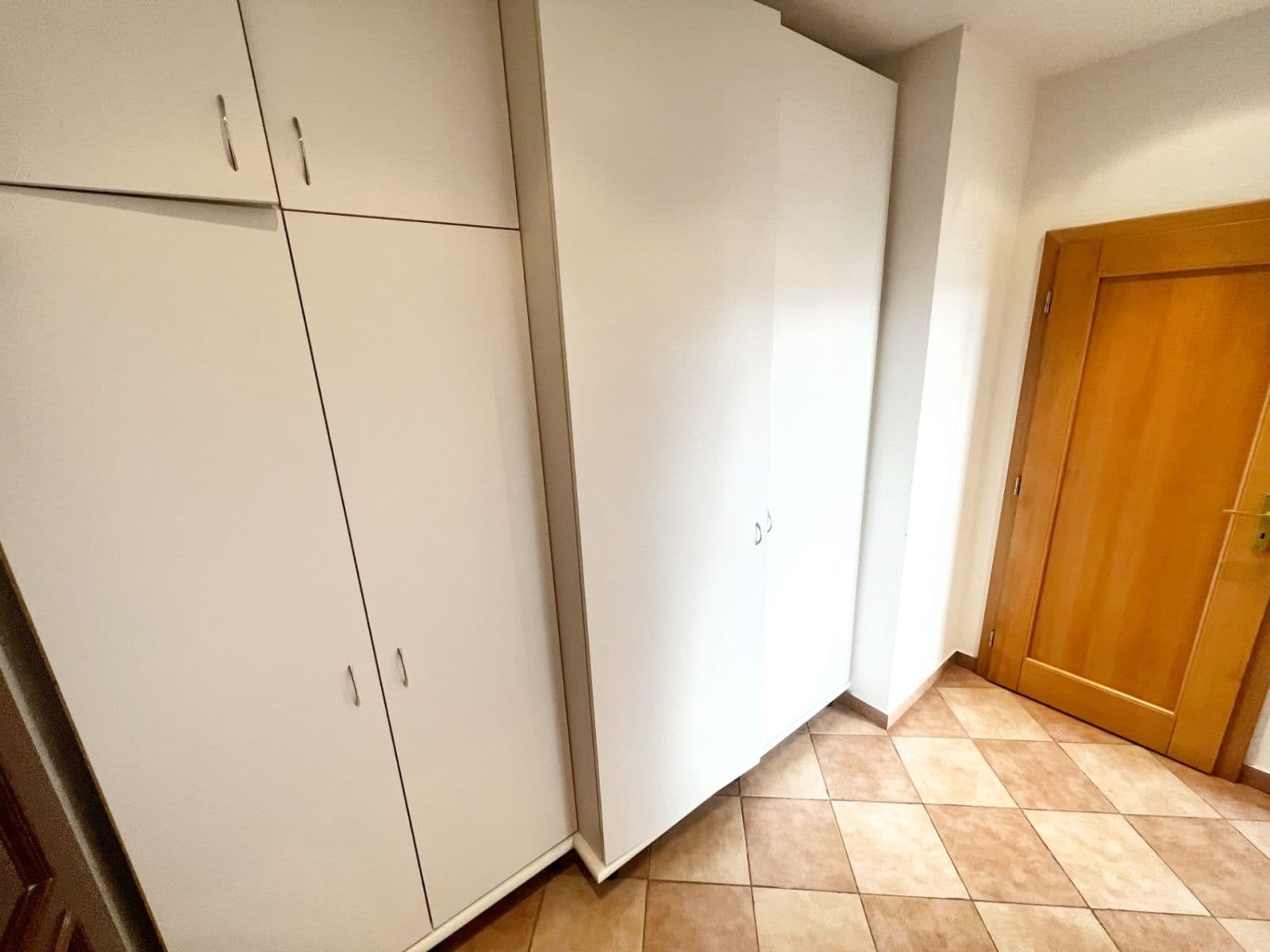Pronájem bytu 2+kk 42 m², Sevastopolská, Praha, Praha Pronájem bytu 2+kk 42 m², Sevastopolská, Praha, Praha