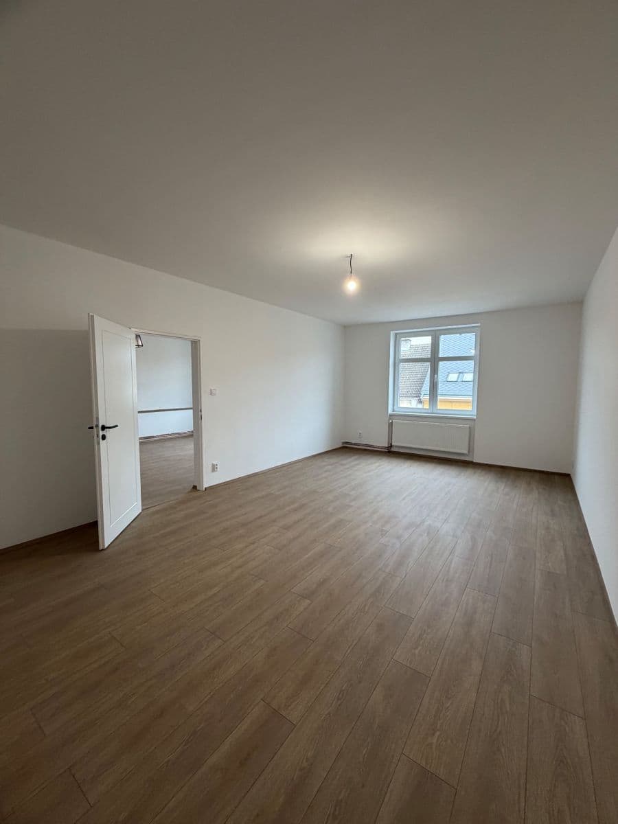 Pronájem bytu 2+1 86 m², Masarykova třída, Teplice, Ústecký kraj Pronájem bytu 2+1 86 m², Masarykova třída, Teplice, Ústecký kraj
