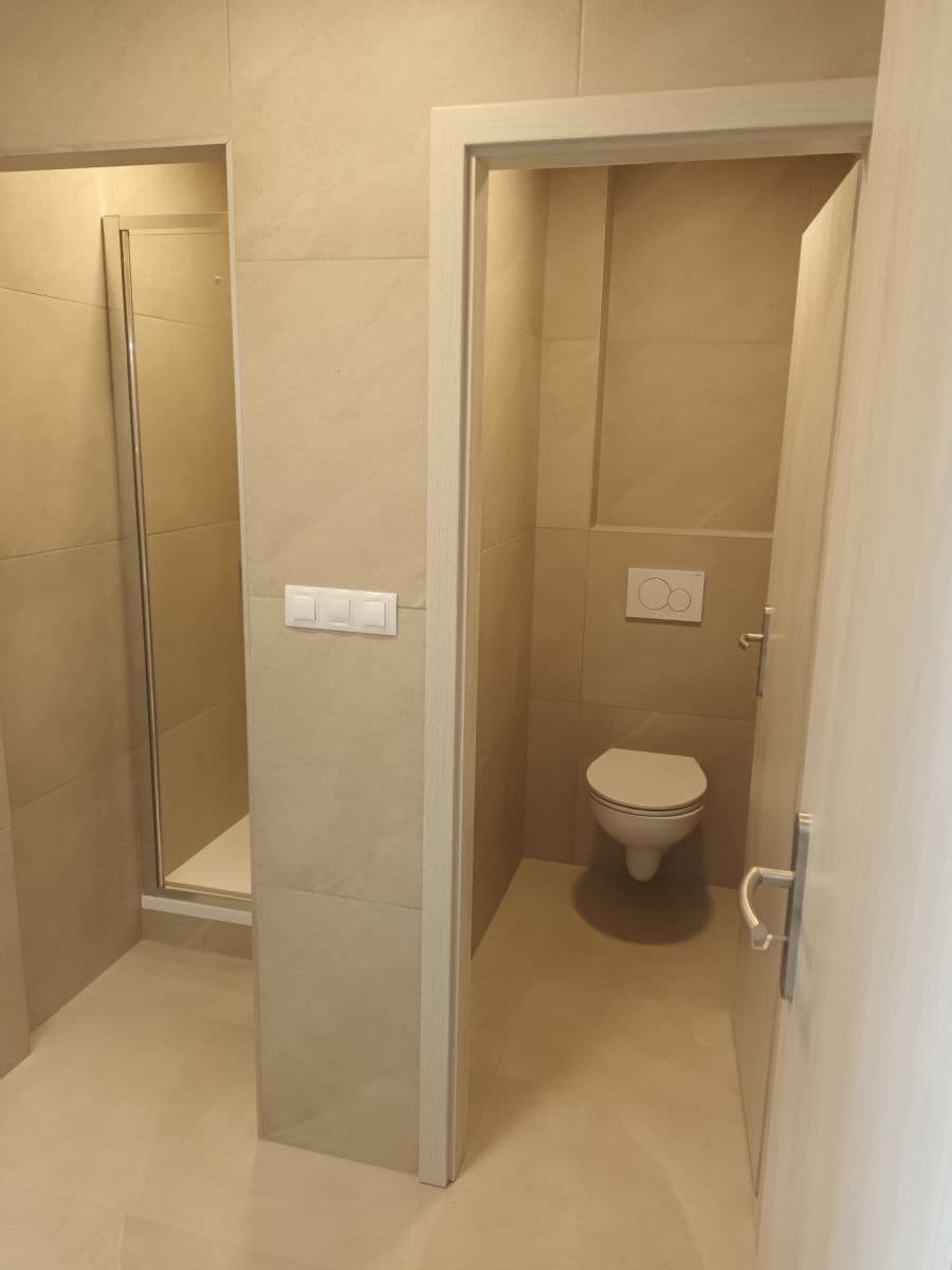 Pronájem bytu 2+kk 55 m², 4. května, Želechovice nad Dřevnicí, Zlínský kraj Pronájem bytu 2+kk 55 m², 4. května, Želechovice nad Dřevnicí, Zlínský kraj