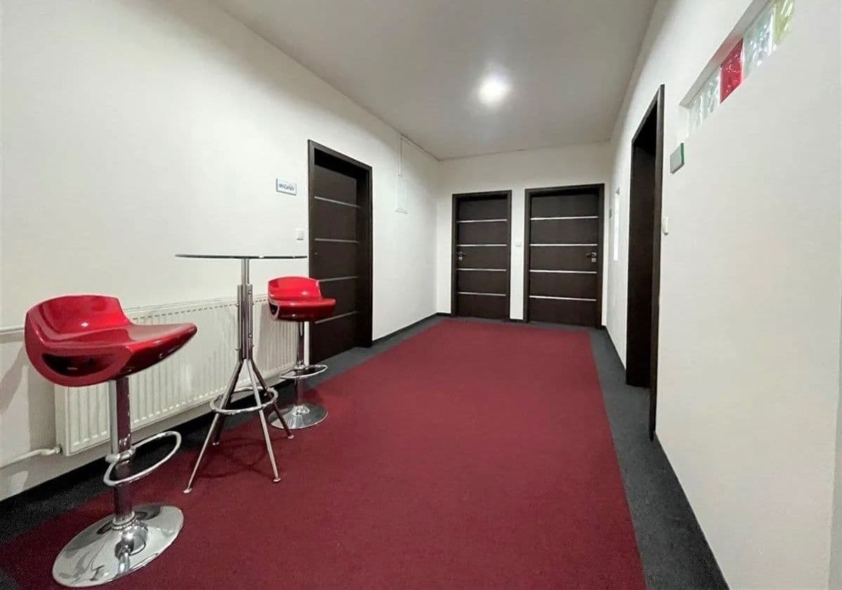Pronájem kanceláře 18 m², U Kunratického lesa, Praha, Praha Pronájem kanceláře 18 m², U Kunratického lesa, Praha, Praha