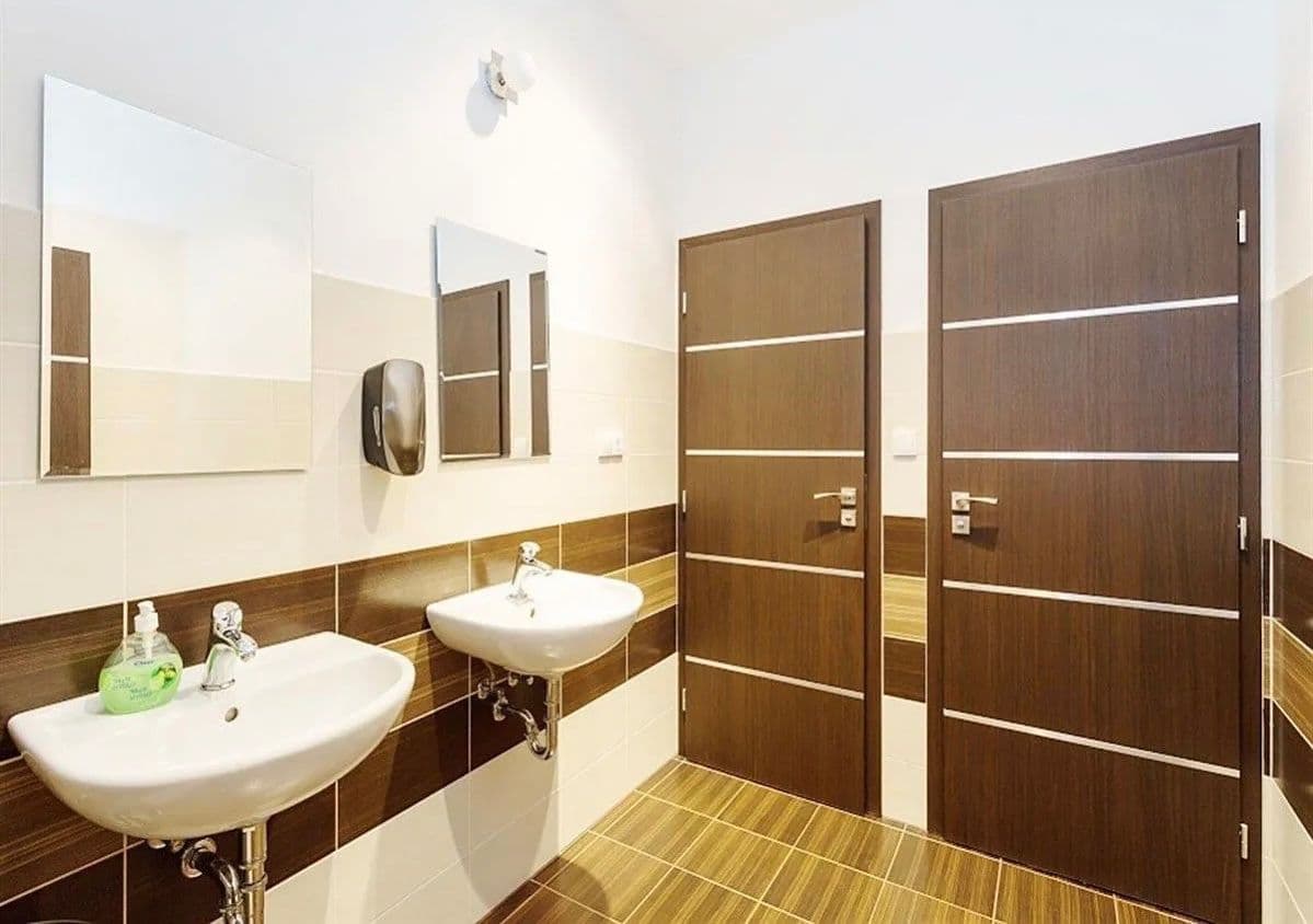 Pronájem kanceláře 18 m², U Kunratického lesa, Praha, Praha Pronájem kanceláře 18 m², U Kunratického lesa, Praha, Praha