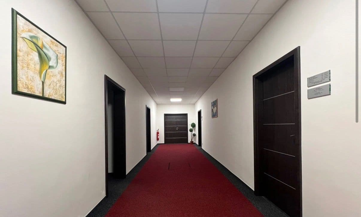Pronájem kanceláře 18 m², U Kunratického lesa, Praha, Praha Pronájem kanceláře 18 m², U Kunratického lesa, Praha, Praha