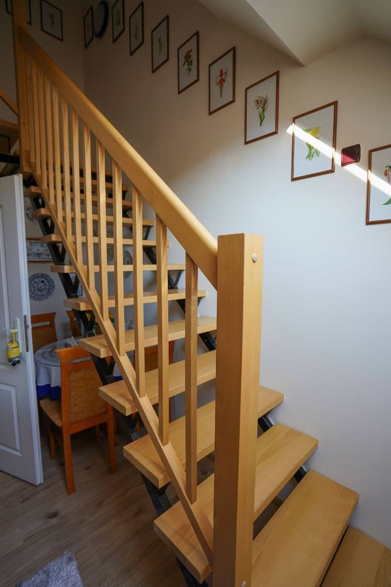 Pronájem domu 250 m², pozemek 600 m², K Višňovce, Úholičky, Středočeský kraj Pronájem domu 250 m², pozemek 600 m², K Višňovce, Úholičky, Středočeský kraj