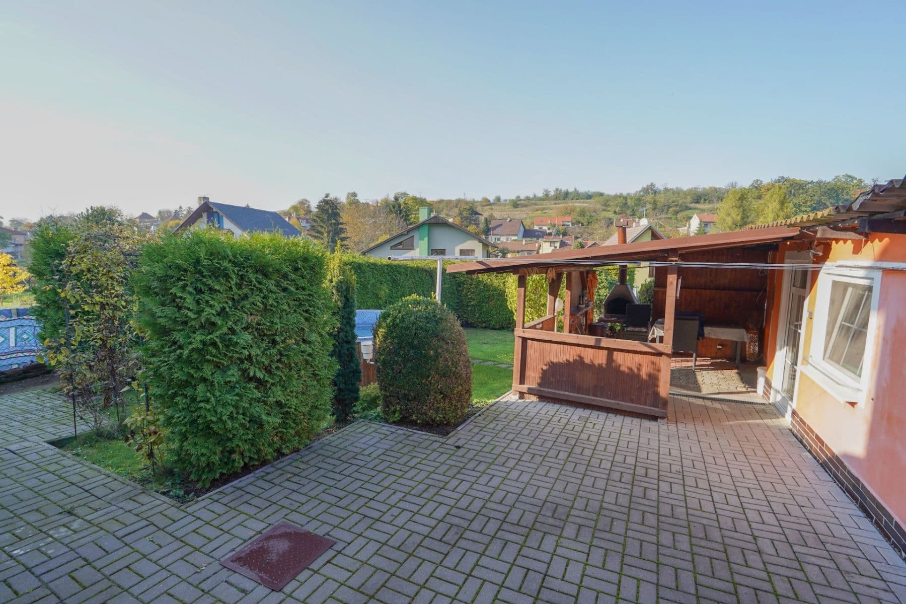 Pronájem domu 250 m², pozemek 600 m², K Višňovce, Úholičky, Středočeský kraj Pronájem domu 250 m², pozemek 600 m², K Višňovce, Úholičky, Středočeský kraj