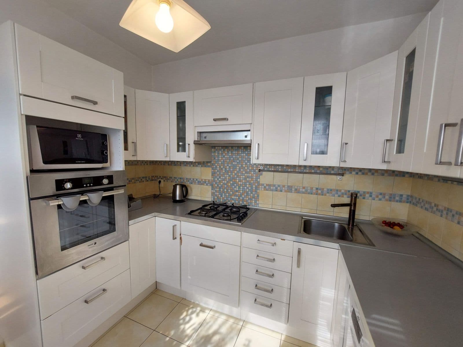 Prodej bytu 5+1 93 m², Zimmlerova, Ostrava, Moravskoslezský kraj Prodej bytu 5+1 93 m², Zimmlerova, Ostrava, Moravskoslezský kraj