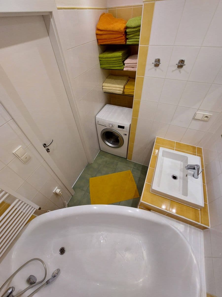 Prodej bytu 5+1 93 m², Zimmlerova, Ostrava, Moravskoslezský kraj Prodej bytu 5+1 93 m², Zimmlerova, Ostrava, Moravskoslezský kraj