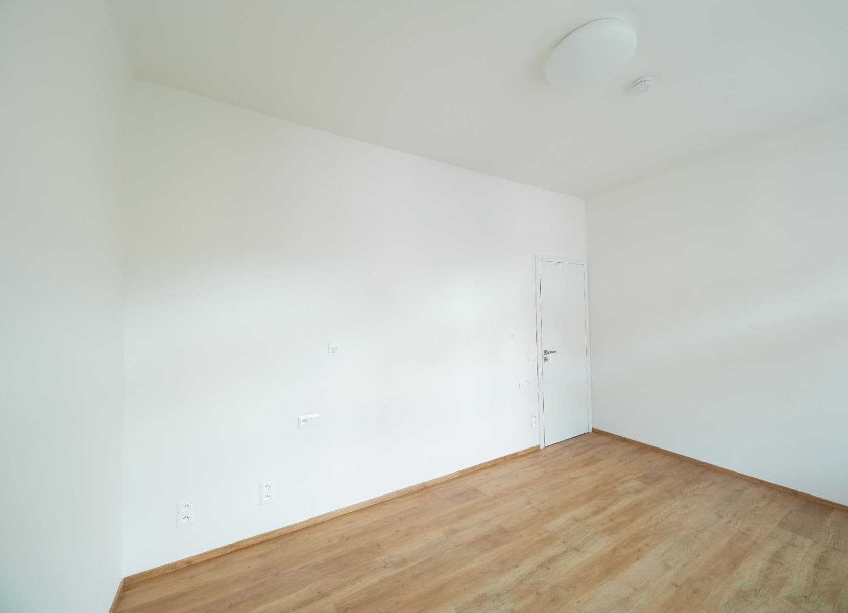 Pronájem bytu 4+kk 115 m², Kolínská, Praha, Praha Pronájem bytu 4+kk 115 m², Kolínská, Praha, Praha