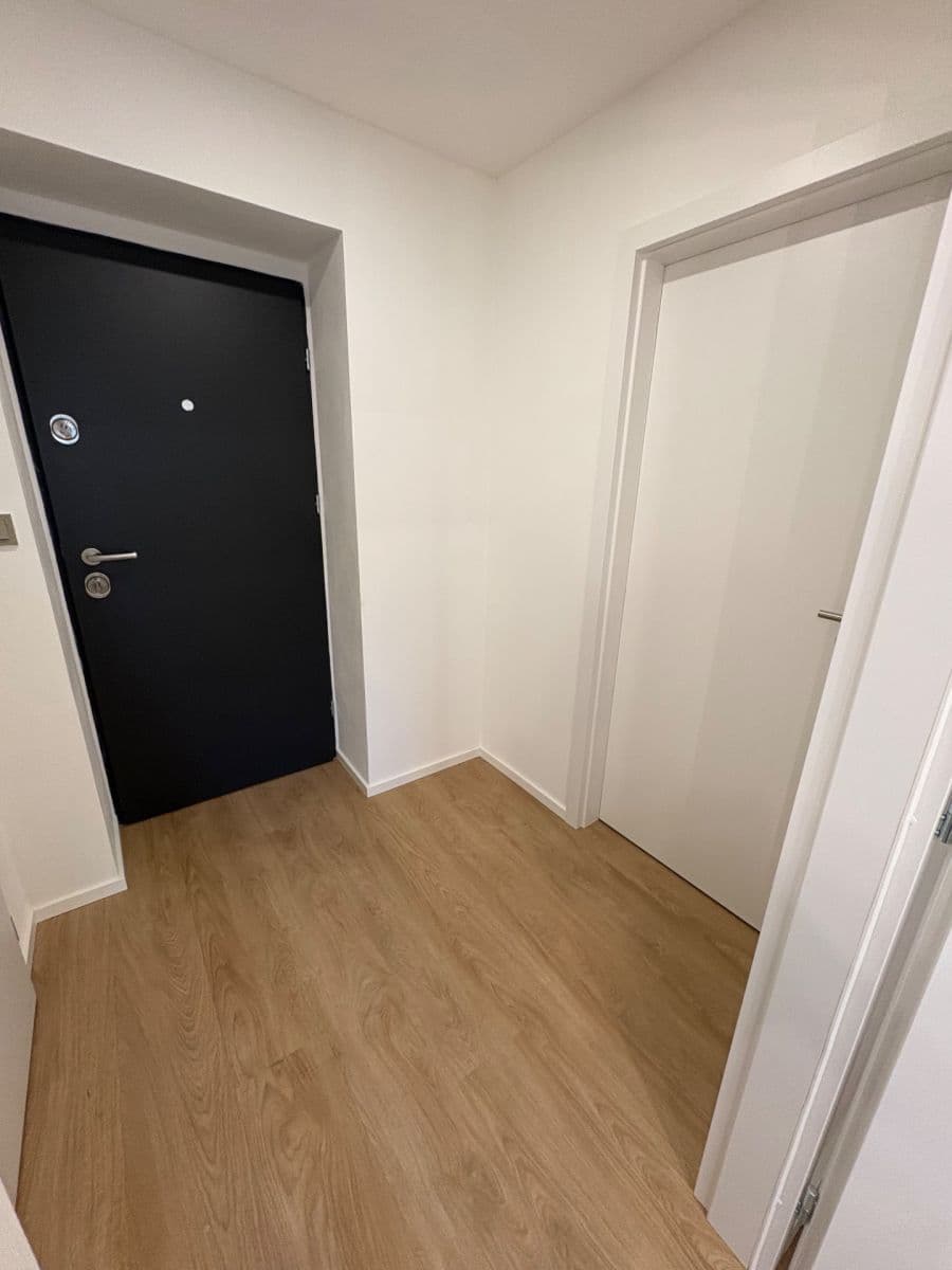 Pronájem bytu 1+1 28 m², Mariánská, Příbram, Středočeský kraj Pronájem bytu 1+1 28 m², Mariánská, Příbram, Středočeský kraj