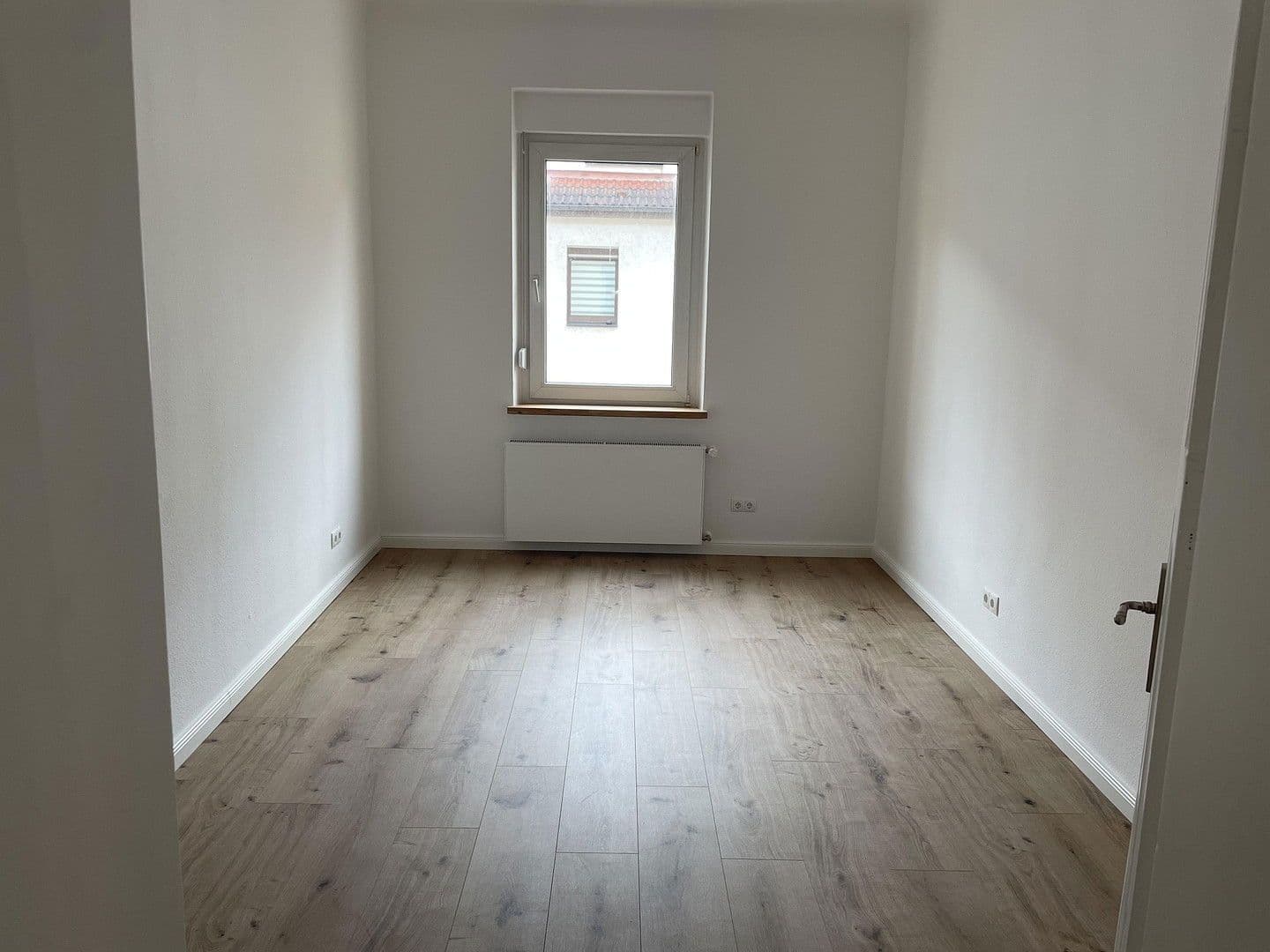 Pronájem bytu 4+1 108 m², Paulstr. 14, Speyer, Porýní-Falc Pronájem bytu 4+1 108 m², Paulstr. 14, Speyer, Porýní-Falc