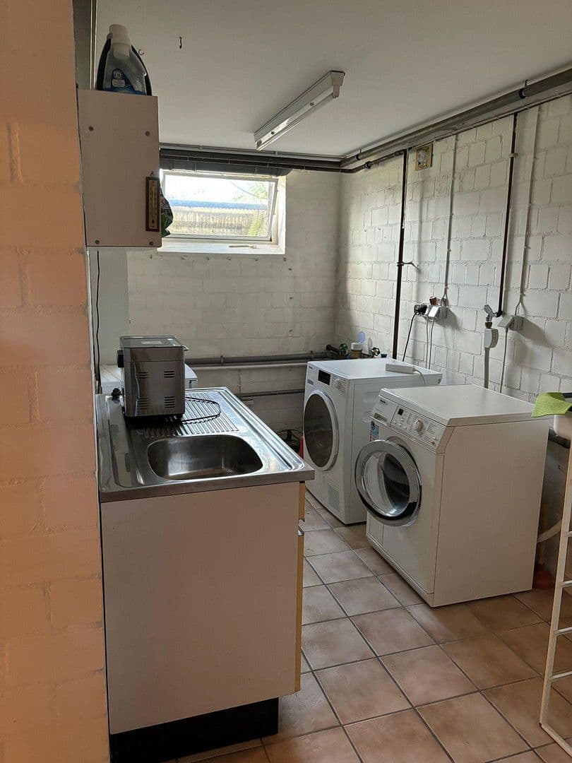 Prodej domu 107 m², pozemek 1.300 m², Bornbachweg 15, Garstedt, Dolní Sasko Prodej domu 107 m², pozemek 1.300 m², Bornbachweg 15, Garstedt, Dolní Sasko