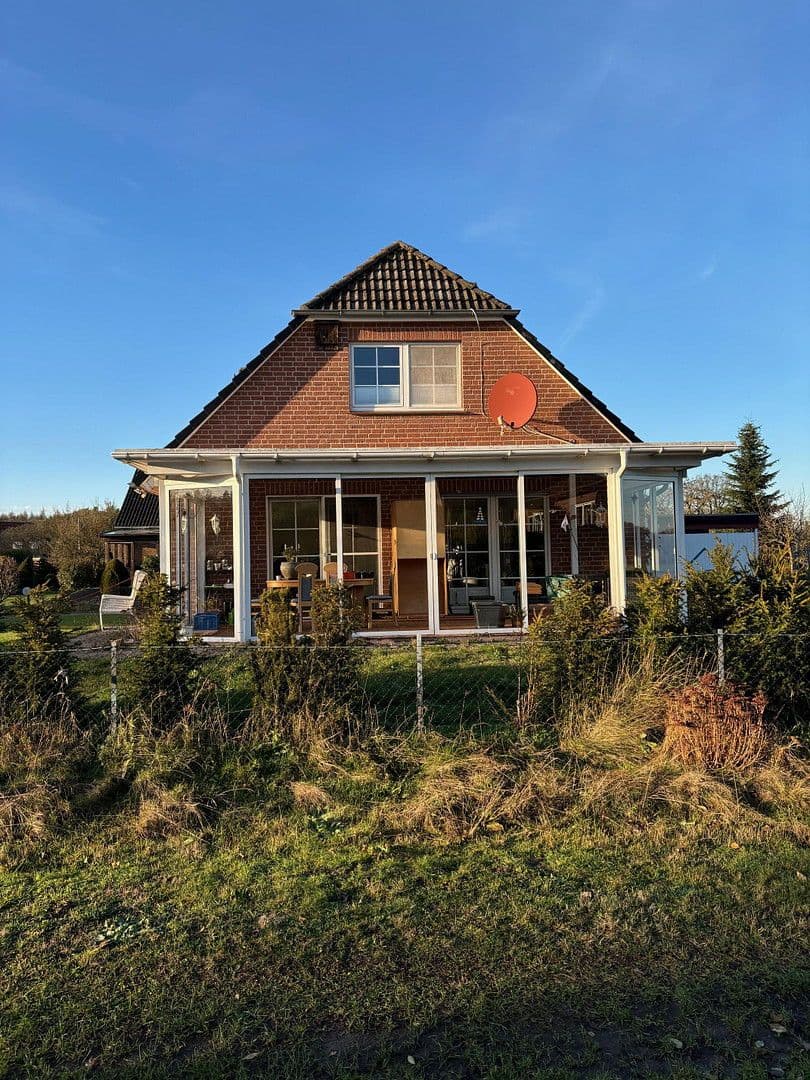 Prodej domu 107 m², pozemek 1.300 m², Bornbachweg 15, Garstedt, Dolní Sasko Prodej domu 107 m², pozemek 1.300 m², Bornbachweg 15, Garstedt, Dolní Sasko