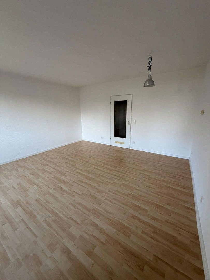 Pronájem bytu 3+1 79 m², Stennerstraße 29, Bielefeld, Severní Porýní-Vestfálsko Pronájem bytu 3+1 79 m², Stennerstraße 29, Bielefeld, Severní Porýní-Vestfálsko