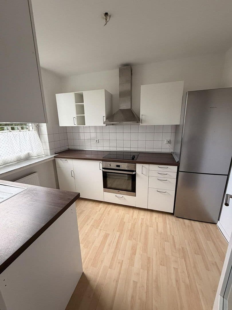 Pronájem bytu 3+1 79 m², Stennerstraße 29, Bielefeld, Severní Porýní-Vestfálsko Pronájem bytu 3+1 79 m², Stennerstraße 29, Bielefeld, Severní Porýní-Vestfálsko