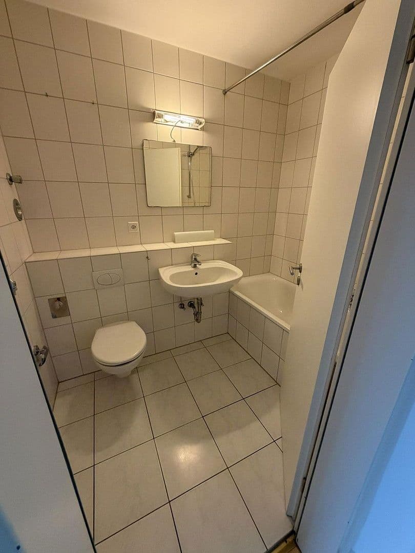 Pronájem bytu 3+1 79 m², Stennerstraße 29, Bielefeld, Severní Porýní-Vestfálsko Pronájem bytu 3+1 79 m², Stennerstraße 29, Bielefeld, Severní Porýní-Vestfálsko