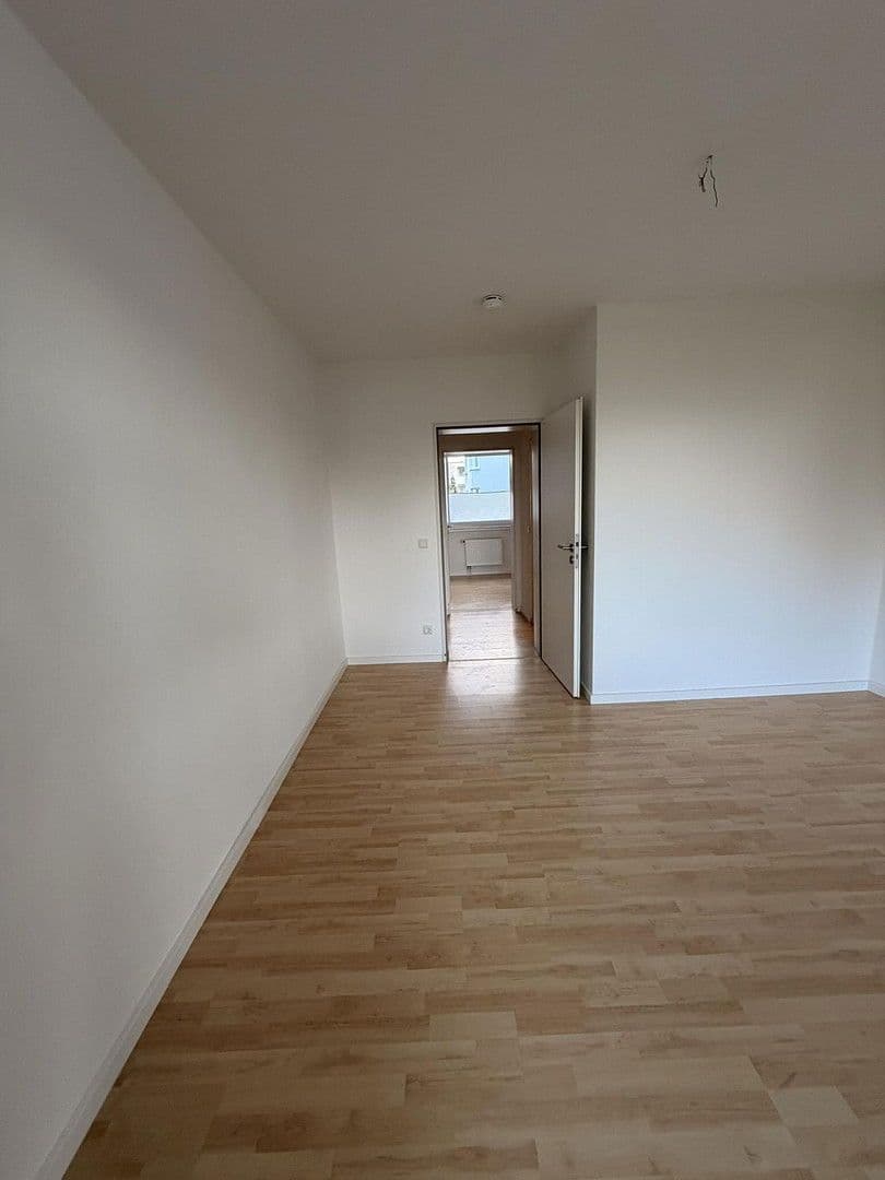 Pronájem bytu 3+1 79 m², Stennerstraße 29, Bielefeld, Severní Porýní-Vestfálsko Pronájem bytu 3+1 79 m², Stennerstraße 29, Bielefeld, Severní Porýní-Vestfálsko
