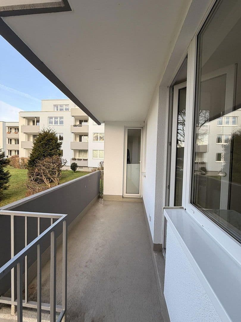 Pronájem bytu 3+1 79 m², Stennerstraße 29, Bielefeld, Severní Porýní-Vestfálsko Pronájem bytu 3+1 79 m², Stennerstraße 29, Bielefeld, Severní Porýní-Vestfálsko