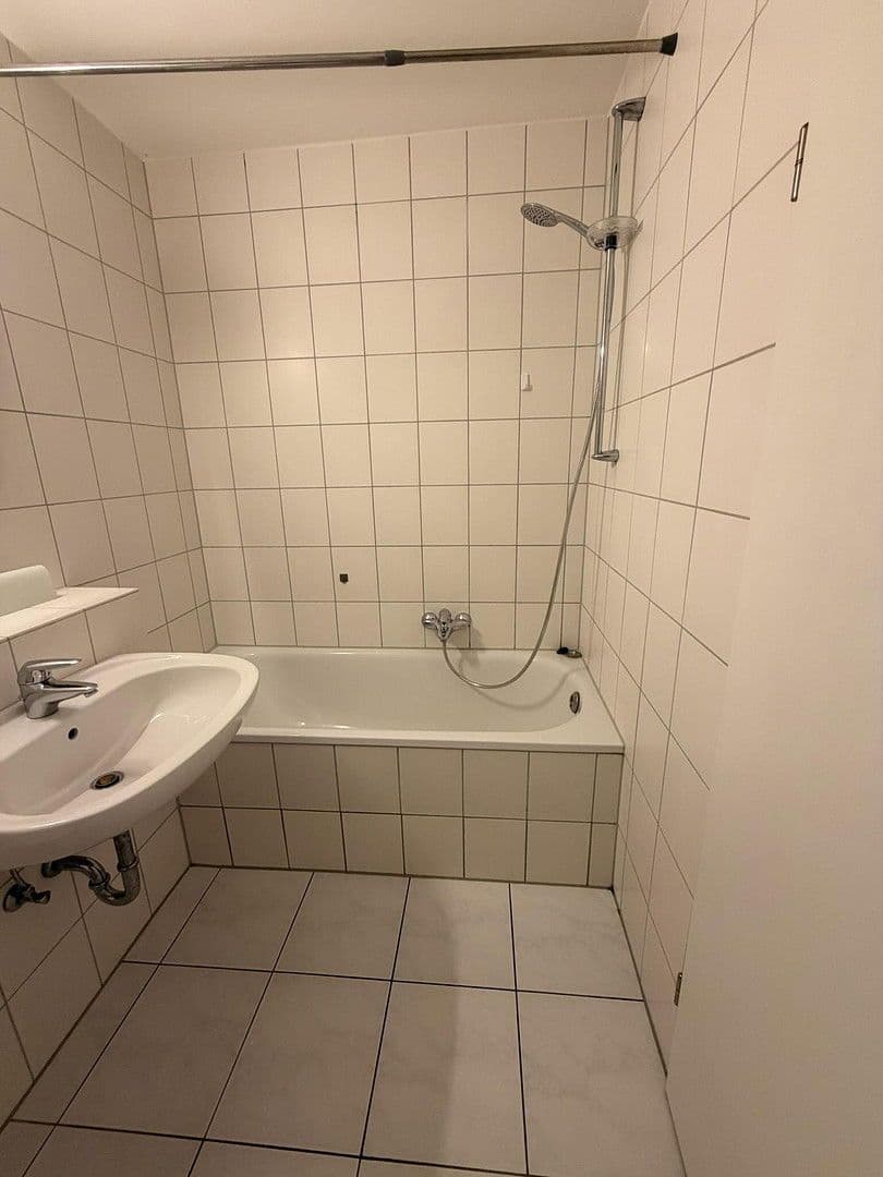 Pronájem bytu 3+1 79 m², Stennerstraße 29, Bielefeld, Severní Porýní-Vestfálsko Pronájem bytu 3+1 79 m², Stennerstraße 29, Bielefeld, Severní Porýní-Vestfálsko