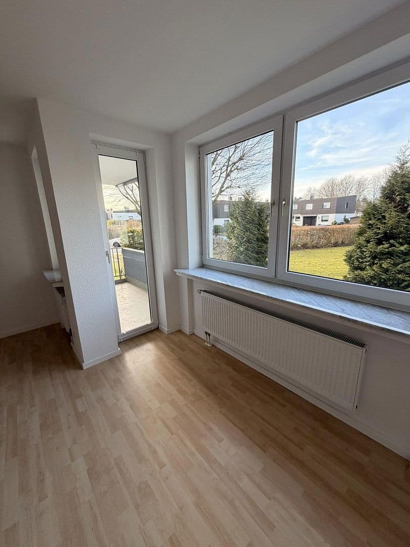 Pronájem bytu 3+1 79 m², Stennerstraße 29, Bielefeld, Severní Porýní-Vestfálsko Pronájem bytu 3+1 79 m², Stennerstraße 29, Bielefeld, Severní Porýní-Vestfálsko
