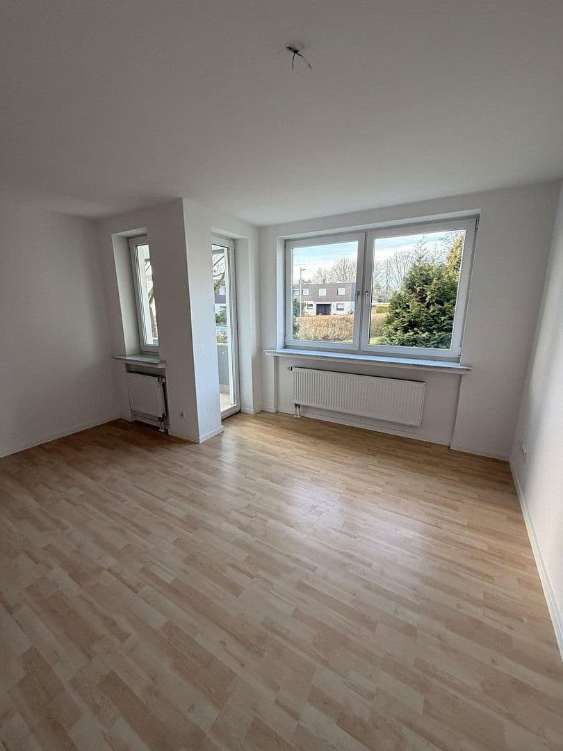Pronájem bytu 3+1 79 m², Stennerstraße 29, Bielefeld, Severní Porýní-Vestfálsko Pronájem bytu 3+1 79 m², Stennerstraße 29, Bielefeld, Severní Porýní-Vestfálsko
