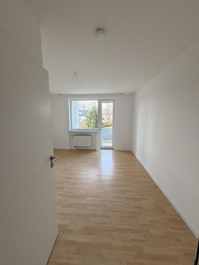 Pronájem bytu 3+1 79 m², Stennerstraße 29, Bielefeld, Severní Porýní-Vestfálsko Pronájem bytu 3+1 79 m², Stennerstraße 29, Bielefeld, Severní Porýní-Vestfálsko