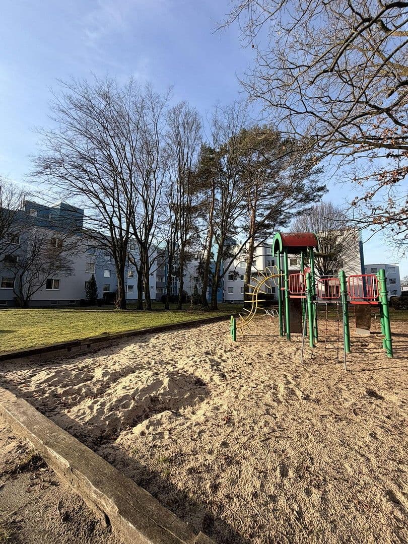 Pronájem bytu 3+1 79 m², Stennerstraße 29, Bielefeld, Severní Porýní-Vestfálsko Pronájem bytu 3+1 79 m², Stennerstraße 29, Bielefeld, Severní Porýní-Vestfálsko