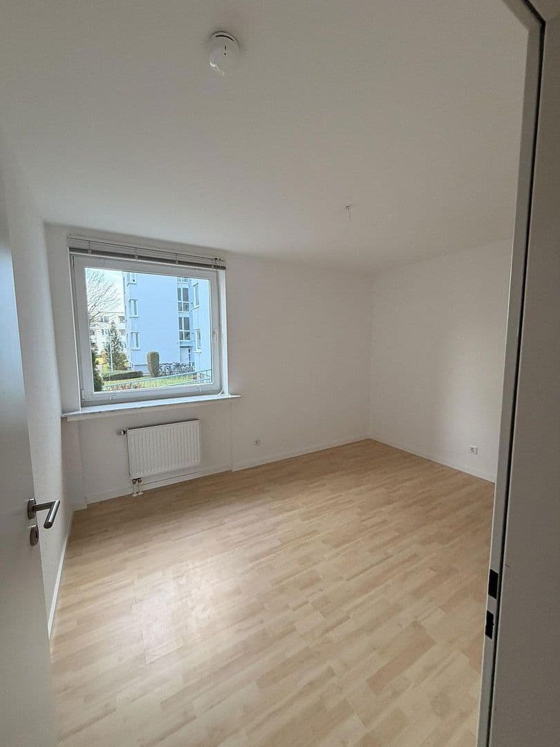 Pronájem bytu 3+1 79 m², Stennerstraße 29, Bielefeld, Severní Porýní-Vestfálsko Pronájem bytu 3+1 79 m², Stennerstraße 29, Bielefeld, Severní Porýní-Vestfálsko