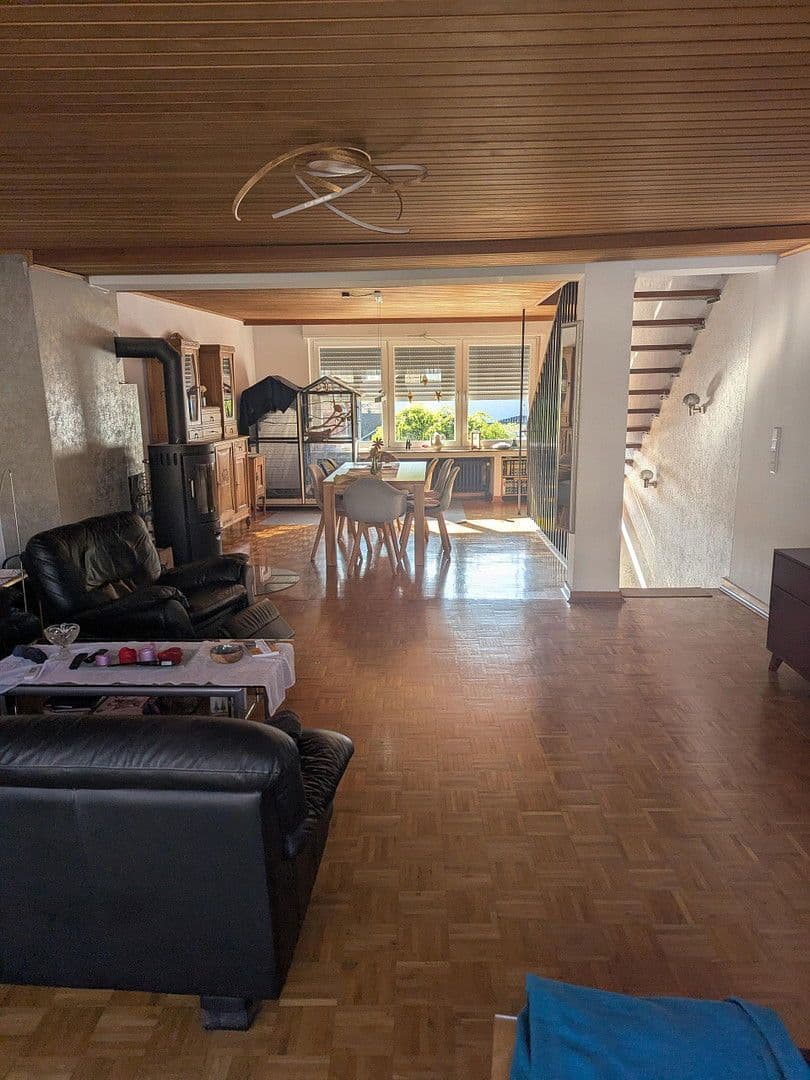 Prodej domu 148 m², pozemek 194 m², Dohrer Straße 315, Mönchengladbach, Severní Porýní-Vestfálsko Prodej domu 148 m², pozemek 194 m², Dohrer Straße 315, Mönchengladbach, Severní Porýní-Vestfálsko