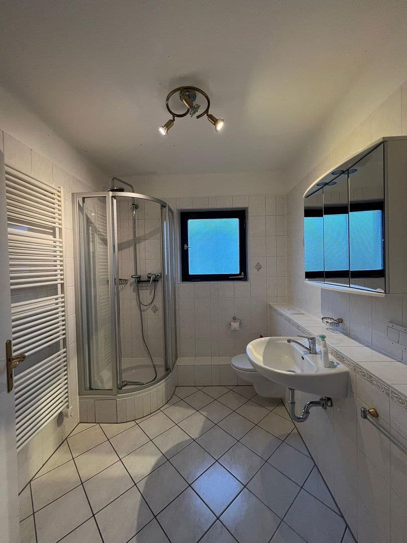 Pronájem bytu 4+1 76 m², Friedrich-Ebert Straße 23, Heddesheim, Bádensko-Württembersko Pronájem bytu 4+1 76 m², Friedrich-Ebert Straße 23, Heddesheim, Bádensko-Württembersko