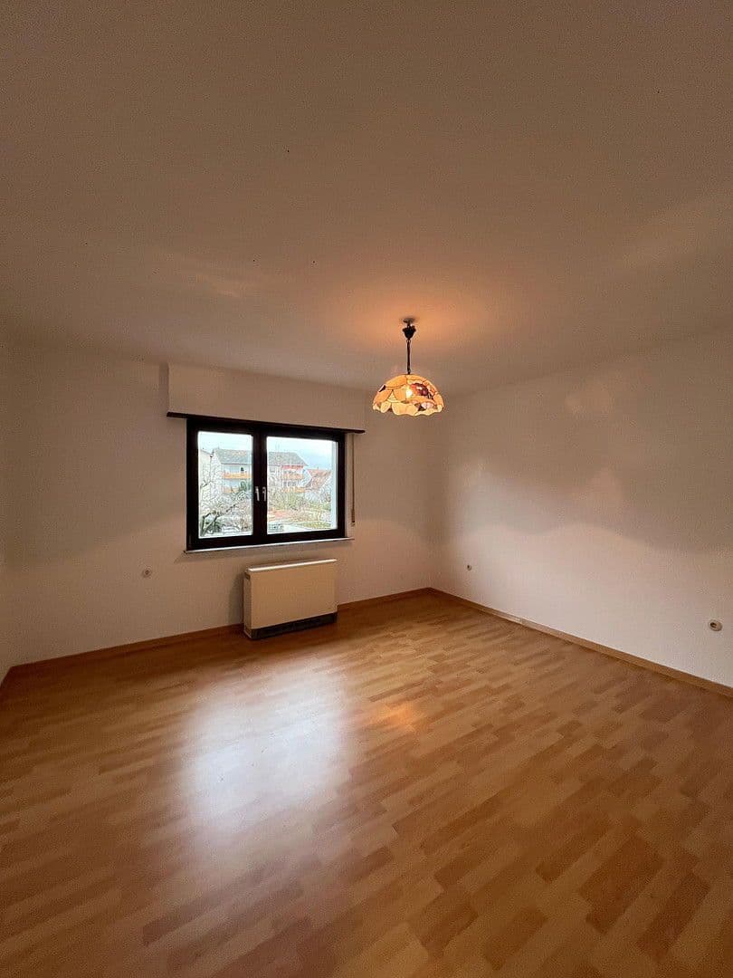 Pronájem bytu 4+1 76 m², Friedrich-Ebert Straße 23, Heddesheim, Bádensko-Württembersko Pronájem bytu 4+1 76 m², Friedrich-Ebert Straße 23, Heddesheim, Bádensko-Württembersko