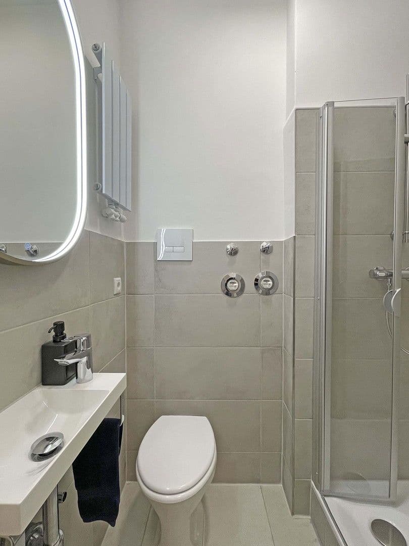 Prodej bytu 1+kk 35 m², Berlin, Berlín Prodej bytu 1+kk 35 m², Berlin, Berlín