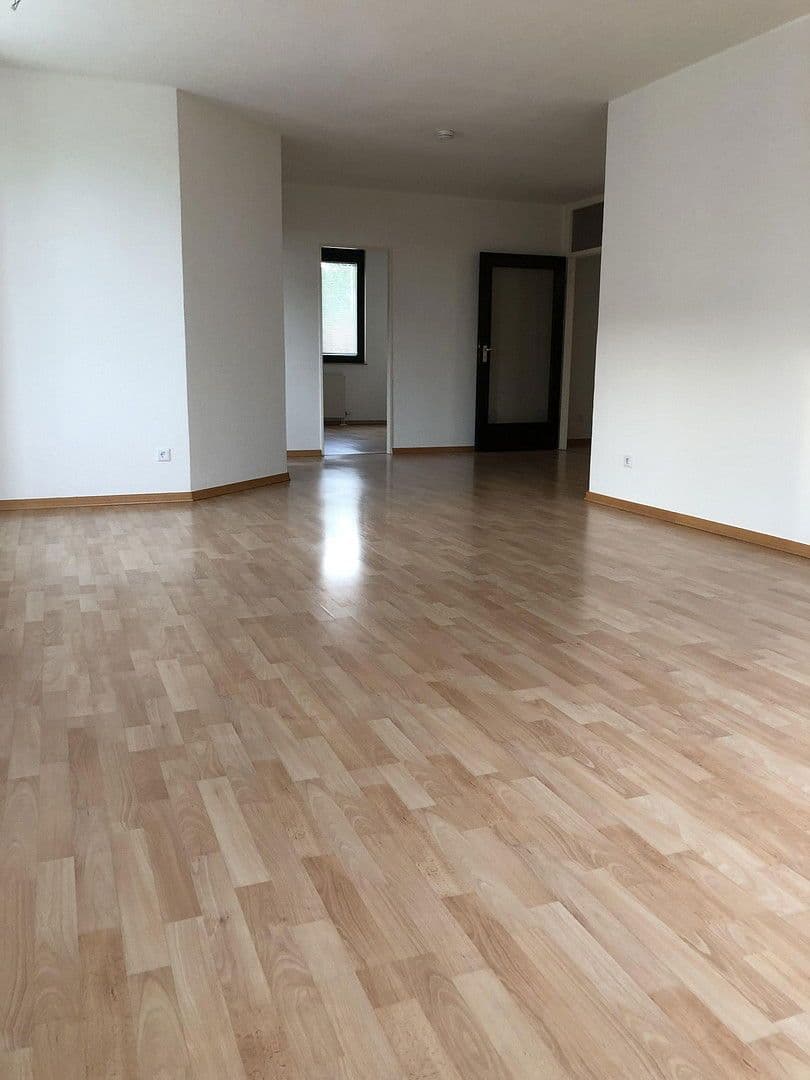 Prodej bytu 3+1 85 m², Anna-Seghers-Str. 8, Monheim am Rhein, Severní Porýní-Vestfálsko Prodej bytu 3+1 85 m², Anna-Seghers-Str. 8, Monheim am Rhein, Severní Porýní-Vestfálsko