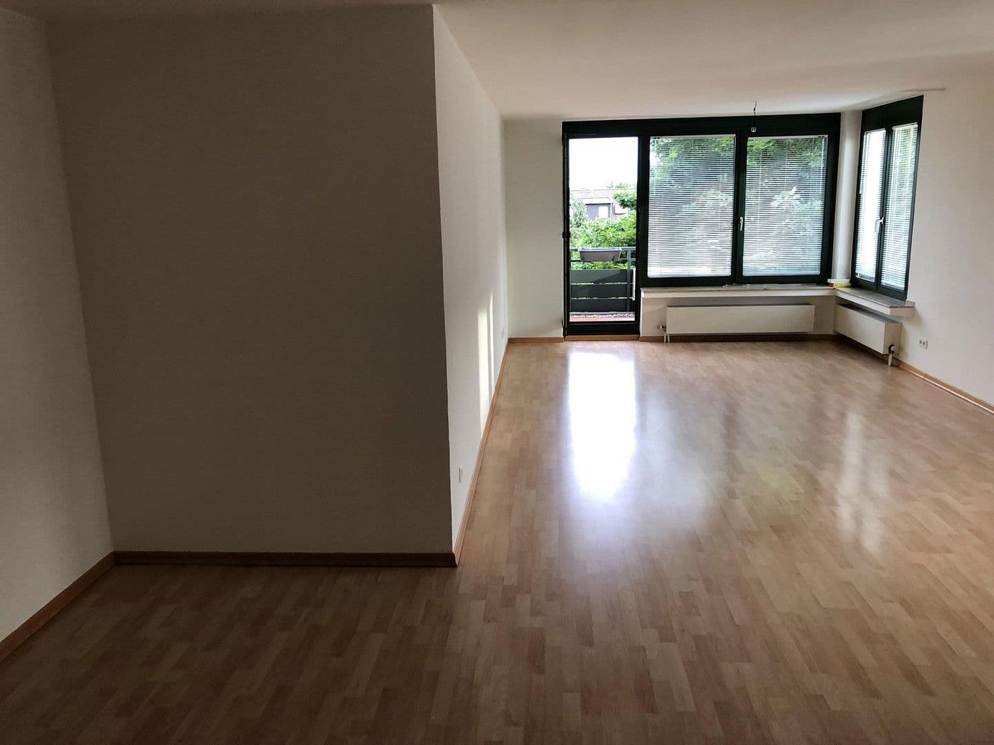 Prodej bytu 3+1 85 m², Anna-Seghers-Str. 8, Monheim am Rhein, Severní Porýní-Vestfálsko Prodej bytu 3+1 85 m², Anna-Seghers-Str. 8, Monheim am Rhein, Severní Porýní-Vestfálsko