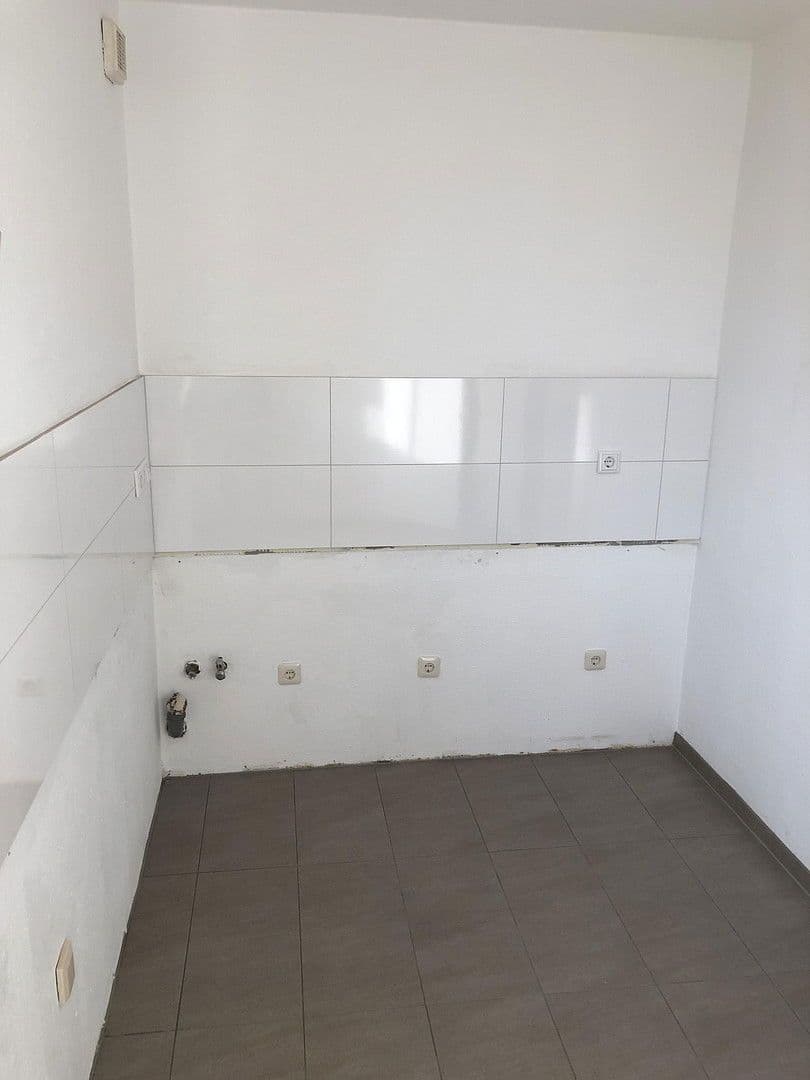 Prodej bytu 3+1 85 m², Anna-Seghers-Str. 8, Monheim am Rhein, Severní Porýní-Vestfálsko Prodej bytu 3+1 85 m², Anna-Seghers-Str. 8, Monheim am Rhein, Severní Porýní-Vestfálsko