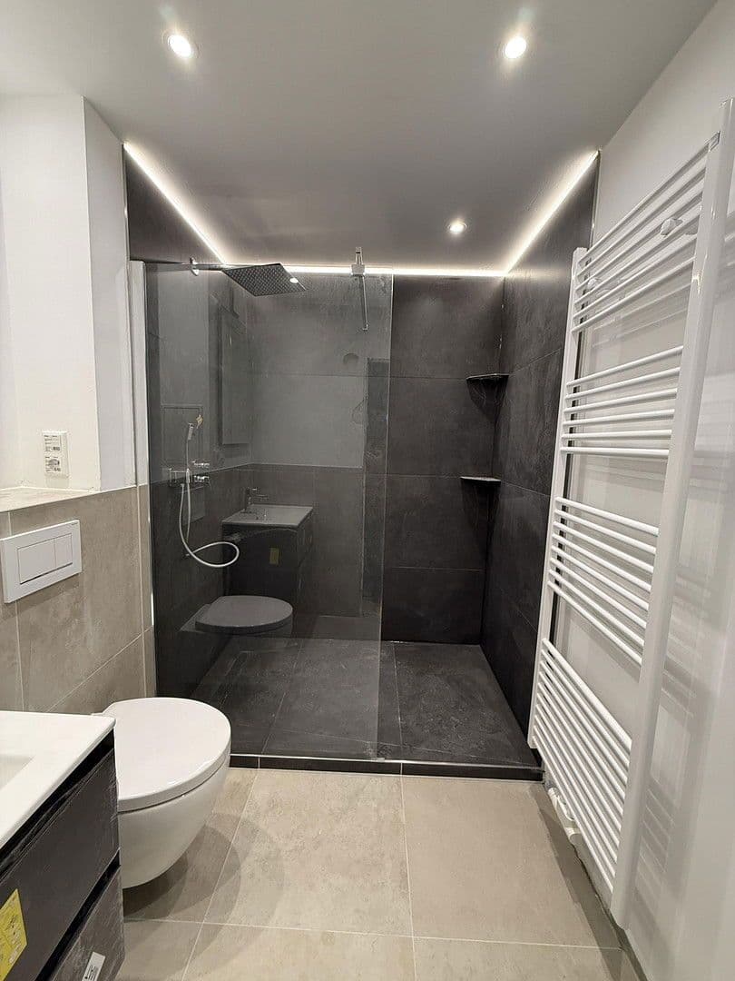 Pronájem bytu 3+1 73 m², Berliner Straße 86-88, Steinbach (Taunus), Hessen Pronájem bytu 3+1 73 m², Berliner Straße 86-88, Steinbach (Taunus), Hessen