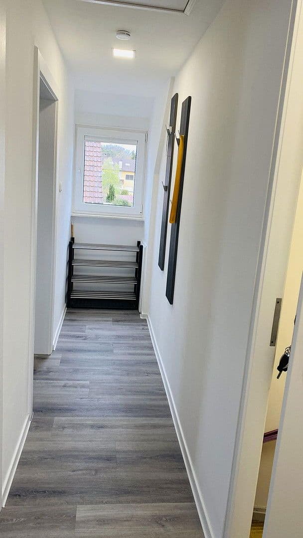 Pronájem bytu 3+1 46 m², Adalbert-Stifter-Straße 12, Uttenreuth, Bavorsko Pronájem bytu 3+1 46 m², Adalbert-Stifter-Straße 12, Uttenreuth, Bavorsko