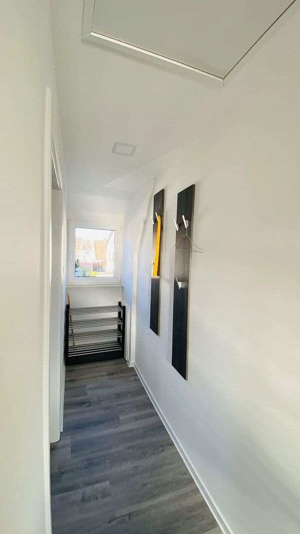 Pronájem bytu 3+1 46 m², Adalbert-Stifter-Straße 12, Uttenreuth, Bavorsko Pronájem bytu 3+1 46 m², Adalbert-Stifter-Straße 12, Uttenreuth, Bavorsko